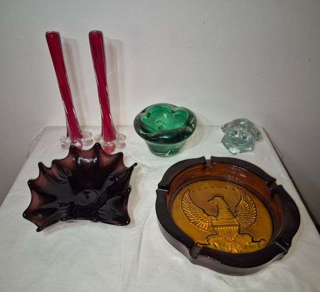 Red Art glass bud vases, green ashtray, nut dish, frog candle holder
