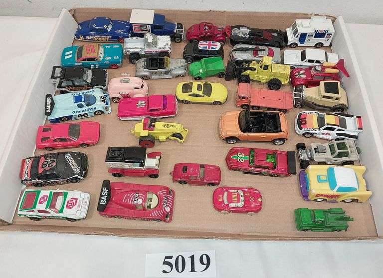 Hotwheels, Matchbox, and other toy  cars and trucks, etc