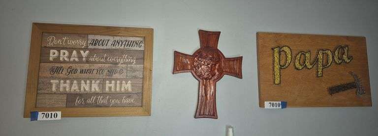 Wall hanging decor