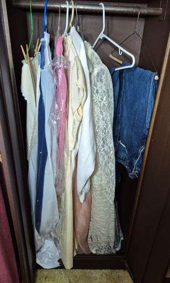 Vintage dresses, jeans, shooting vests, Etc