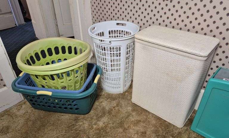 Laundry hamper, laundry baskets