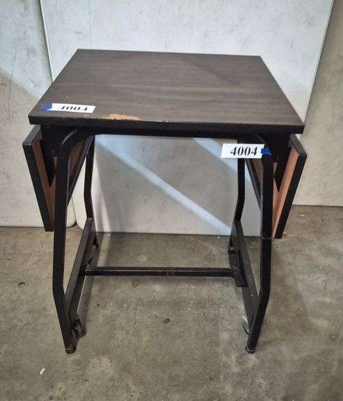 Drop leaf rolling typewriter stand