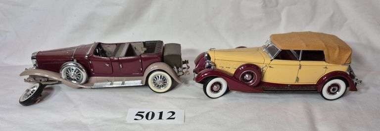 Franklin Mint Precision Models 1930 Duesenberg J Derham Tourister and 1934 Packard Convertable Sedan