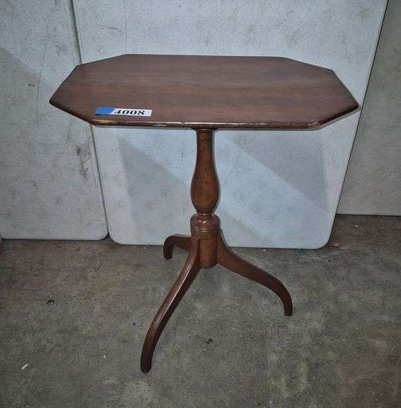 Flip top side table