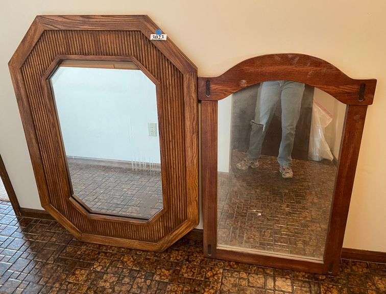 "Block O" mirror and decorative mirror