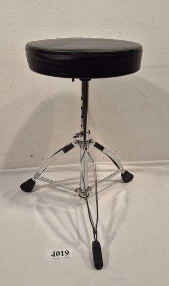 Adjustable height drummers stool/throne