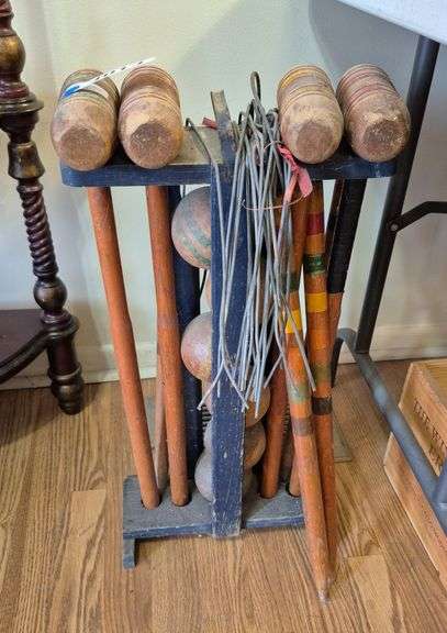 Wood croquet set