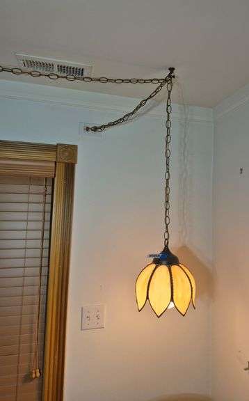 Pair of slag glass hanging lamps