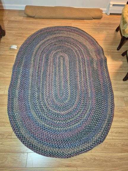 Oval braided rug