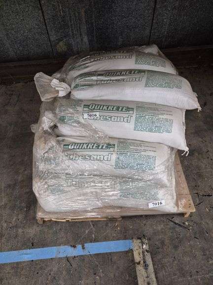 Pallet of Quick-crete tube sand