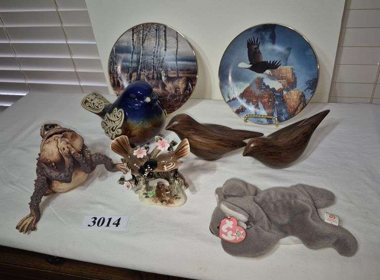 Ceramic bird figurines, collector plates, Plate stands, frog figurine, Beanie Baby