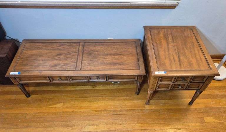 Vintage coffee table and matching one-drawer end table