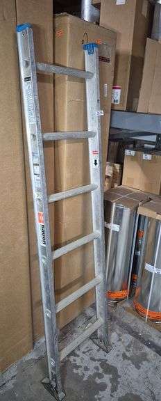 Bauer aluminum ladder