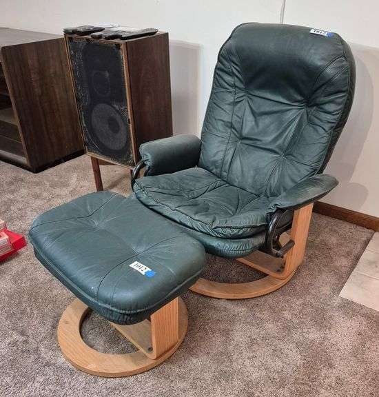 Green leather ? Recliner and ottoman
