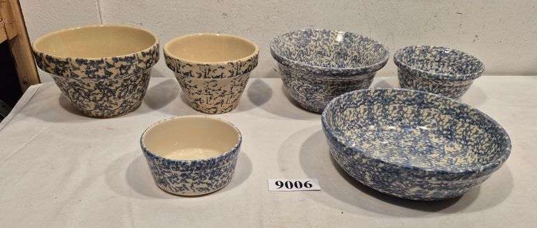 RRP Co and Roseville, Ohio Blue sponge decorated stoneware bowls