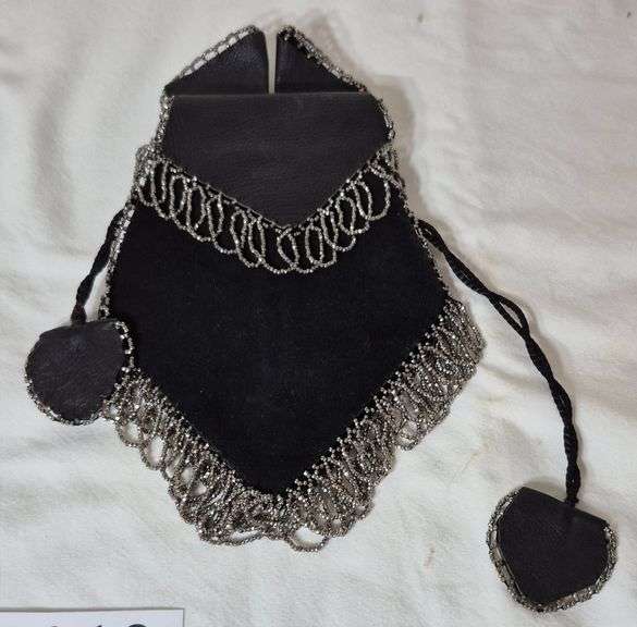 Beaded trim purse