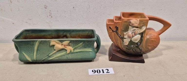Roseville Pottery Zephyr Lily Window Box planter, Roseville Pottery Magnolia Cornucopia Flower Arran