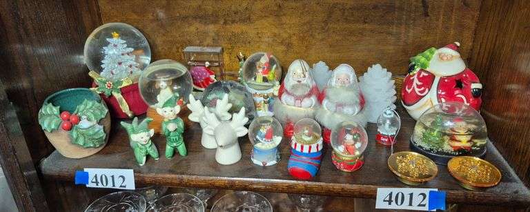 Christmas snow globes, ornaments, shakers, decorations