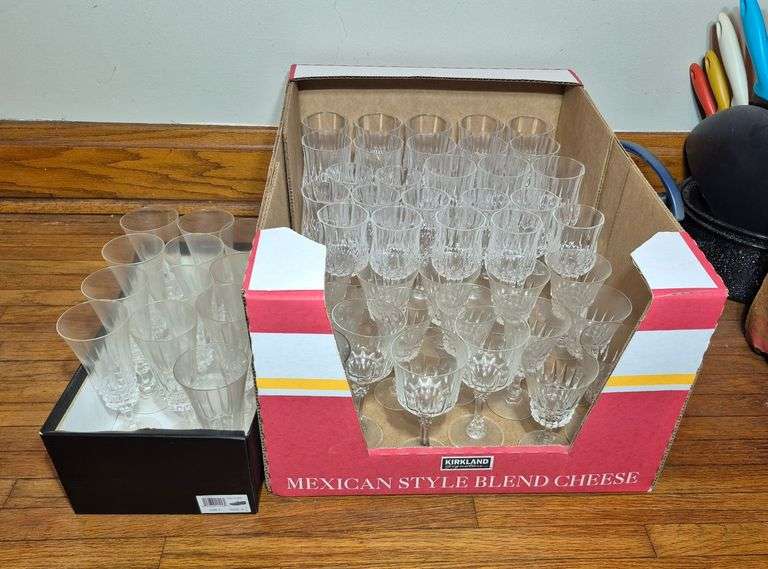Large set of crystal stemware