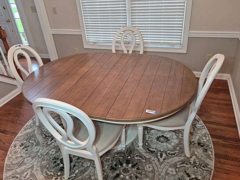 Online Auction in Pickerington