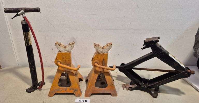 Pair of jack stands, jack, bicycle pump