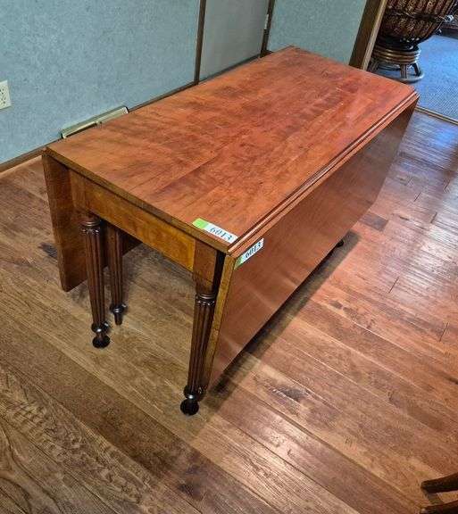 Antique cherry drop leaf gate leg dining table with pads