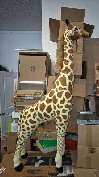 Large Melissa & Doug plush giraffe with tags