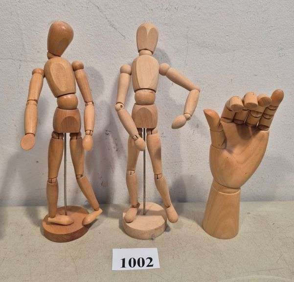 Wood posable figures, hand