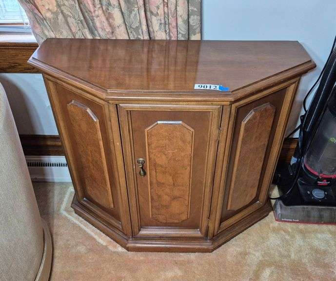 Hall stand / cabinet