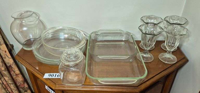Glass baking dishes, Sundae cups, vase, Etc