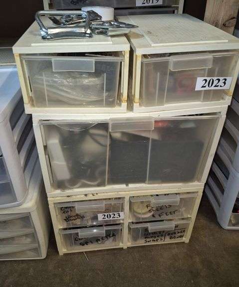 Organizer, amplifier parts, tools, digital sound meter, Etc