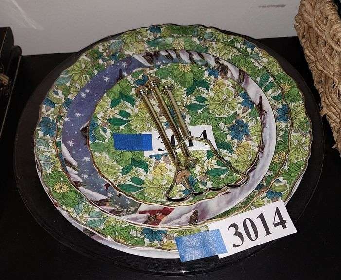Christmas platters, 3 tier server