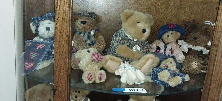 Plush Boyds Bears