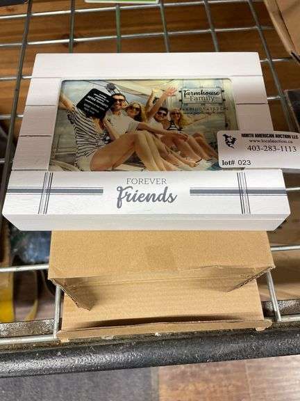 SMALL PICTURE FRAME