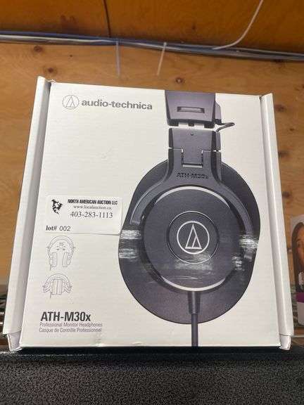 AUDIO-TECHNICA ATH-M30X MONITOR HEADPHONES