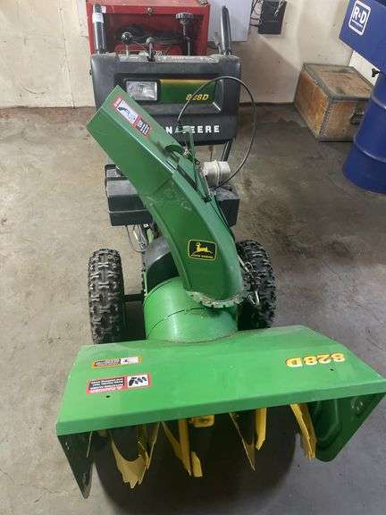JOHN DEERE 828D
