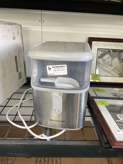 FRIGIDAIRE ICE MAKER