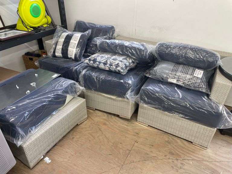 4PC. ABERDEEN OUTDOOR PATIO SET KINKED LEG