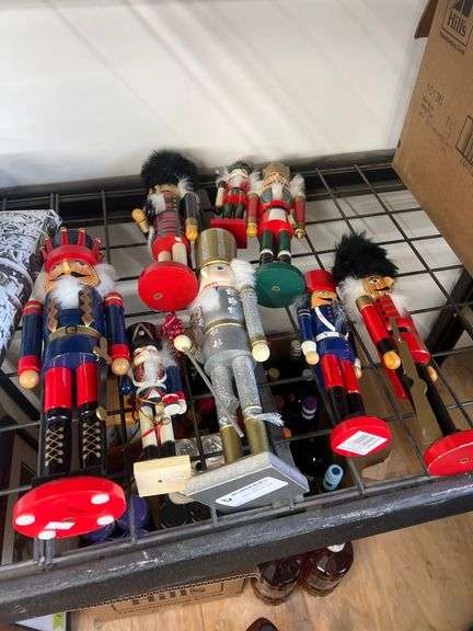 8 ASSORT. SIZED NUT CRACKERS