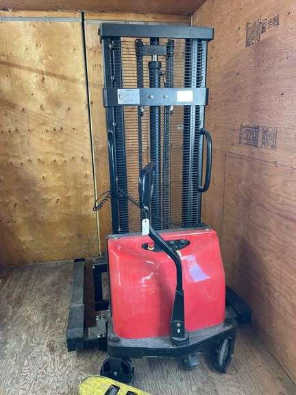 2016 STARKE LIFT MAXX MODEL: 1604080