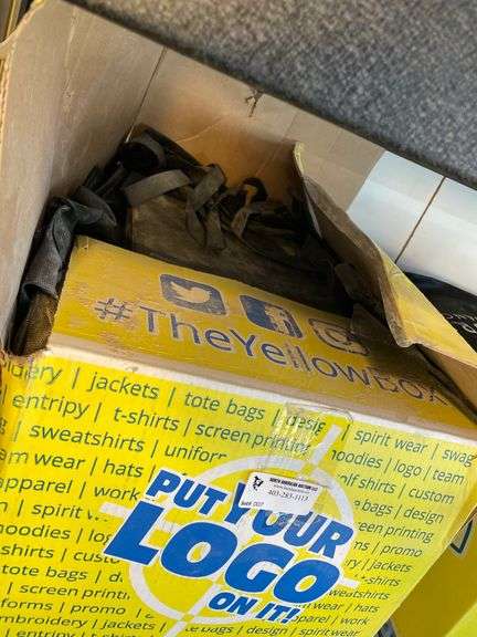 BOX OF REUSABLE BAGS