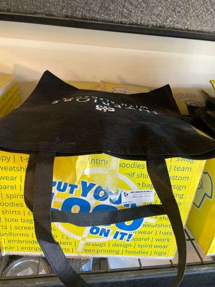 BOX OF REUSABLE BAGS