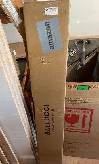 BALLUCCI WHITE FLOATING SHELVES 2PCK. APPROX. 5FT