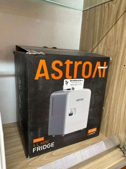 ASTROAI 4L MINI FRIDGE (6 CAN CAPACITY)