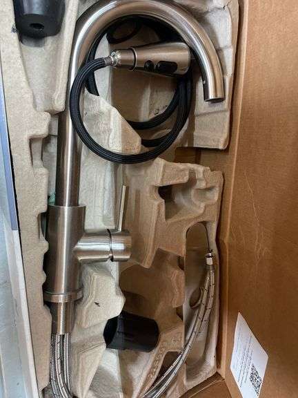 MOEN NORI PULLDOWN KITCHEN FAUCET