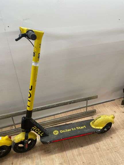 PUSH START ROLL SCOOTER W/CHARGER