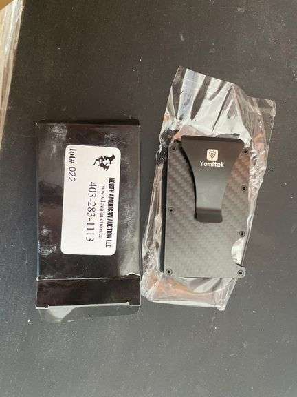 CARBON FIBER CCARD HOLDER