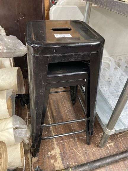 2PCS. METAL STOOLS