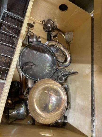 LARGE WOODEN CHEST BOX W/CONTENT INSIDE
