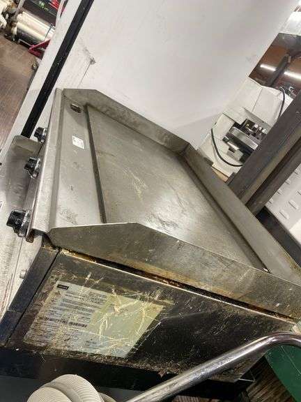 ROSKO COMMERCIAL GAS RANGE APPROX. 3X2FT